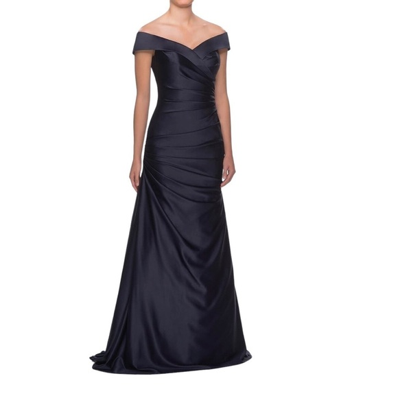 La Femme Dresses & Skirts - La Femme Off The Shoulder Ruched Satin Trumpet Gown Navy Blue Size 10 Wedding